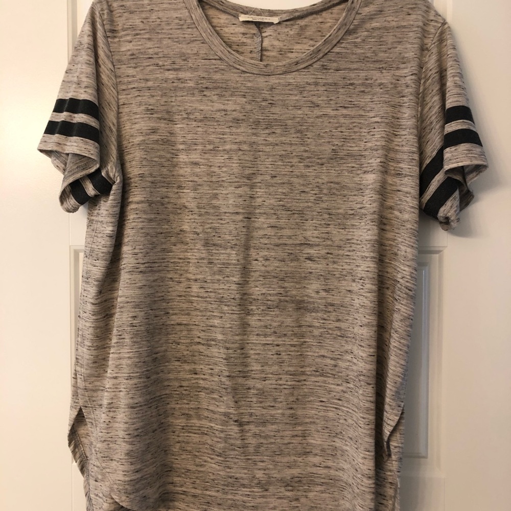 Gray shirt